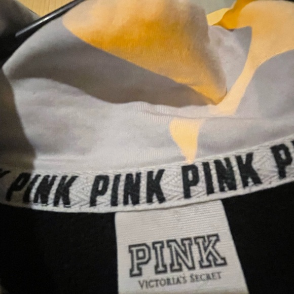 Pink vs half zip sweater - Picture 9 of 9